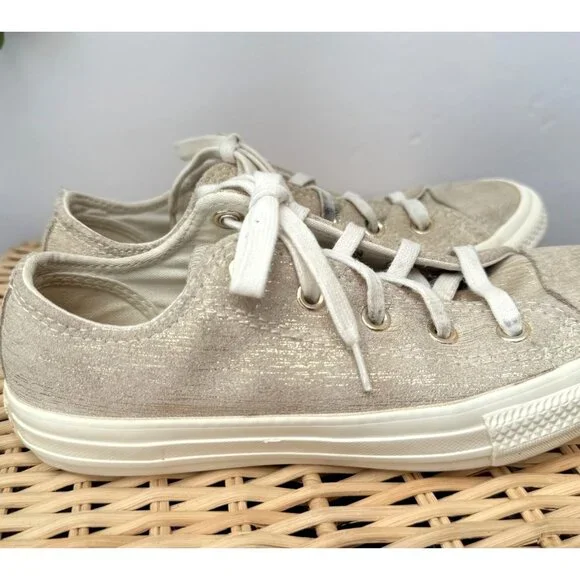 SIZE 2 Girls Converse Gold Metallic Threads Egret White Suede Leather Low Sneake - Picture 4 of 9